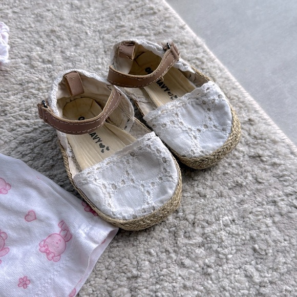 7 Piece Girl's Cuddle Bear,Carter's,Welcome World...Mix & Match Bundle-Size 3-6M - Picture 4 of 12